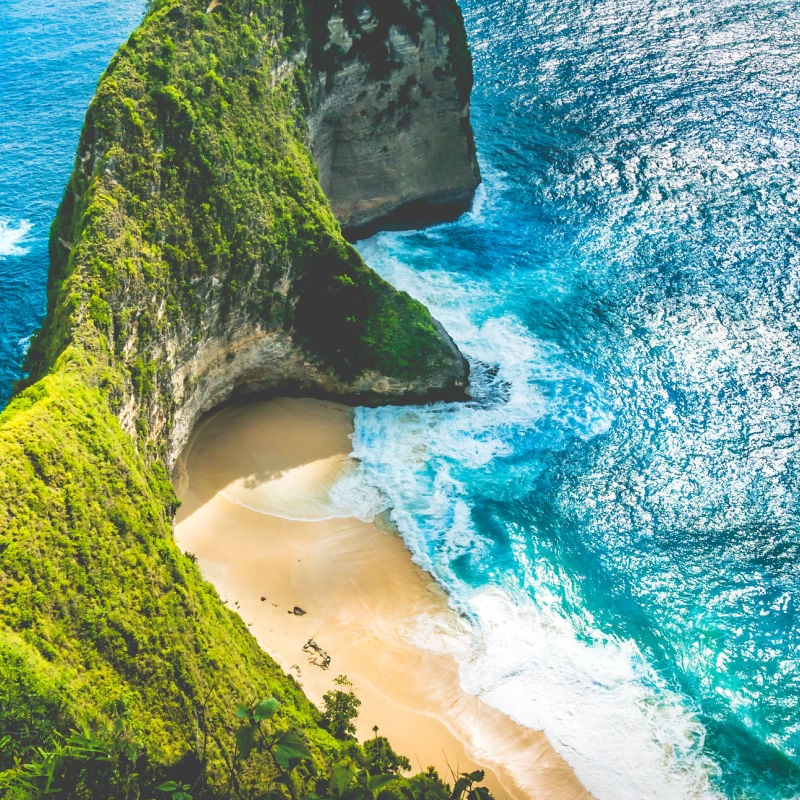 Manta Bay Or Kelingking Beach On Nusa Penida Island, Bali, Indonesia