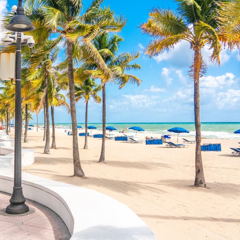 View of the beach in las olas fort lauderdale