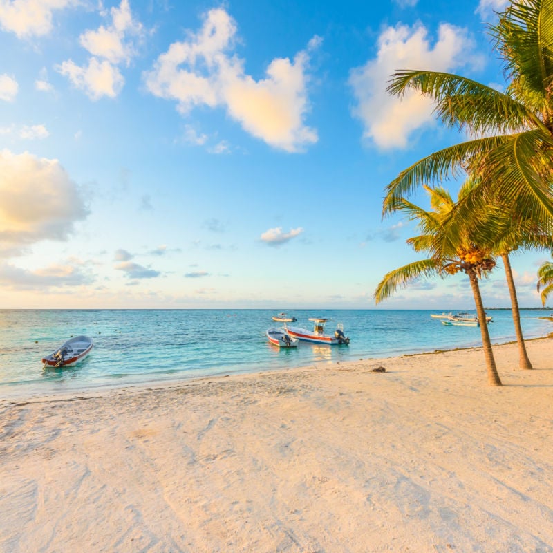 akumal beach at sunrise