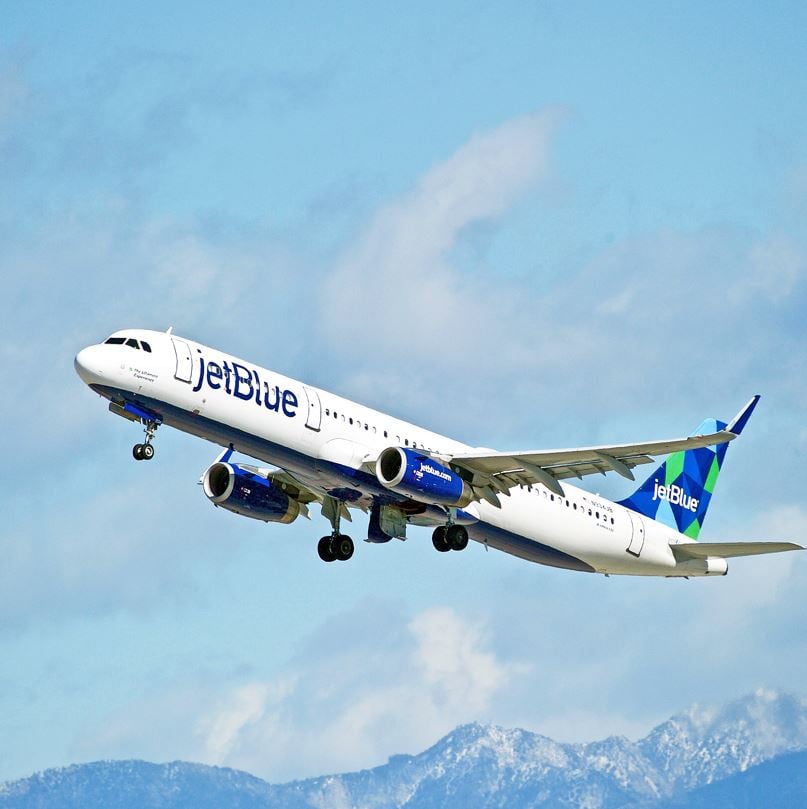 JetBlue plane taking off