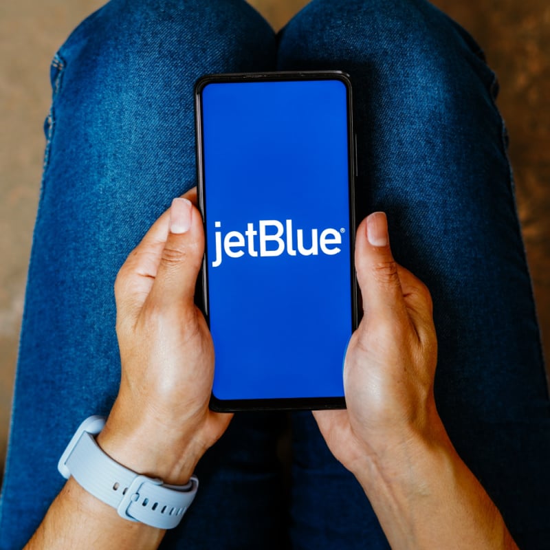 Person using the JetBlue app