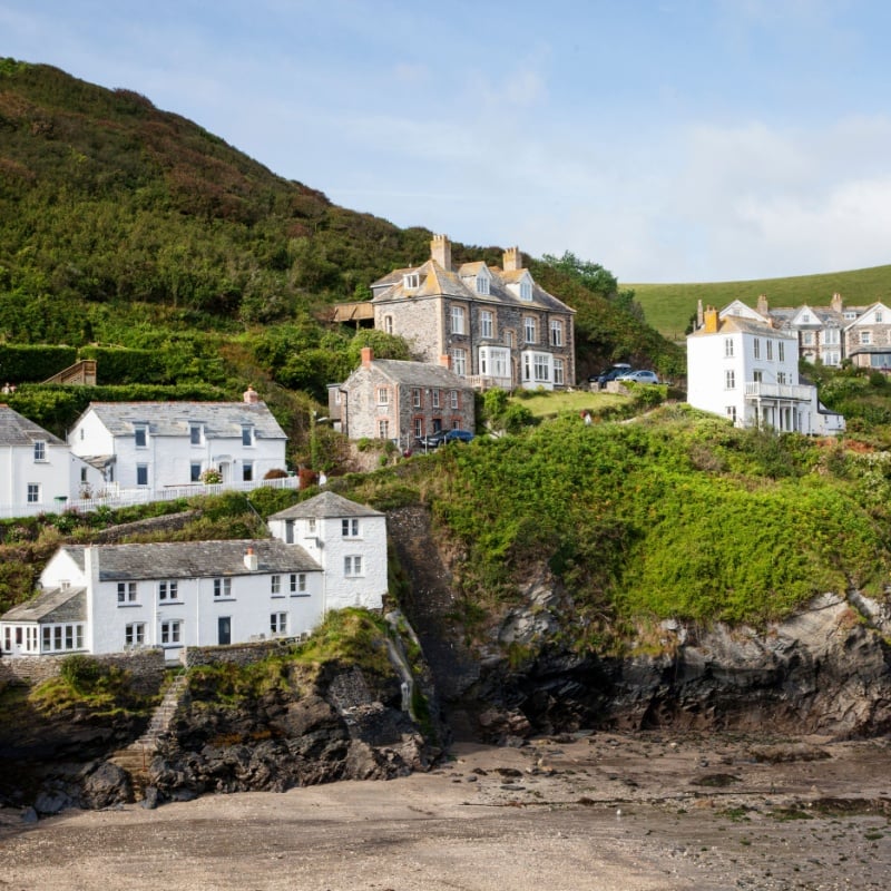  Port Isaac, which is a small, picturesque fishing village on the Atlantic coast of north Cornwall