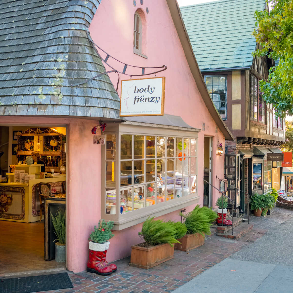 European-esque streets of Carmel, CA