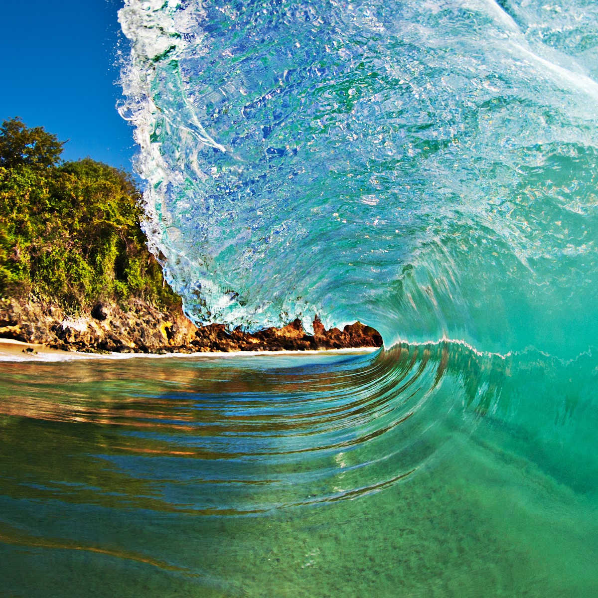 Incoming wave - Aguadilla, Puerto Rico