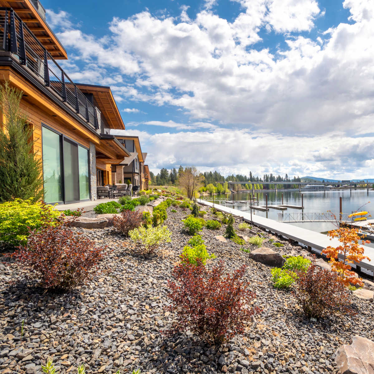 Upscale waterfront homes in Coeur D'alene