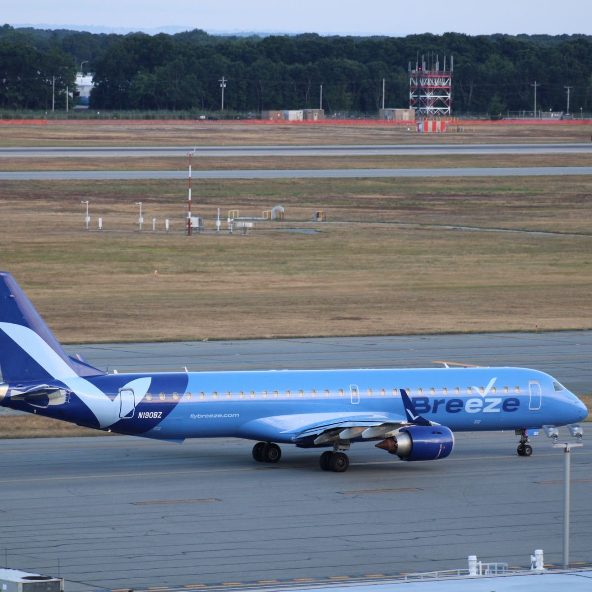 Breeze Airways plane at airport