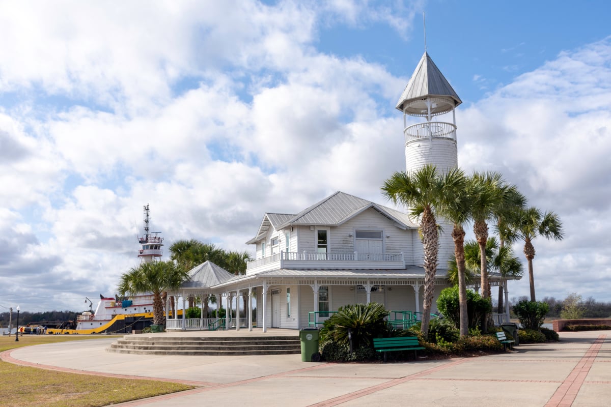 Historic building at Brunswick's Mary Ross Park,